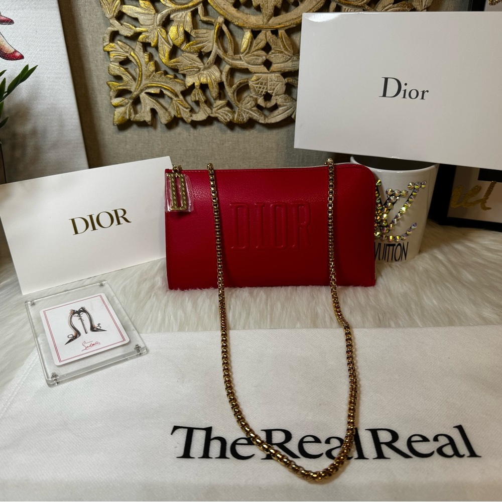 Dior Red Leather Shoulder Bag with Gold Chain - Picture 2 of 7